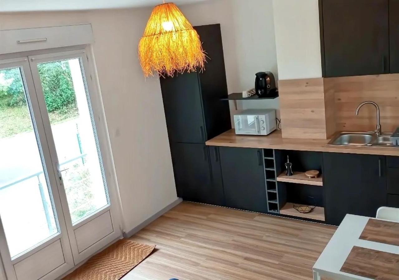 Petite Maison Avec Jardin Landrévarzec Exterior photo